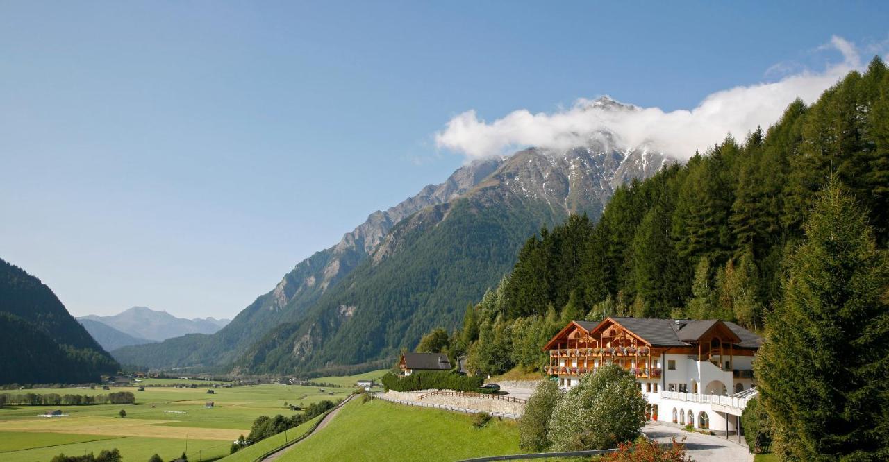 Hotel Kranebitt Val di Vizze Exterior photo