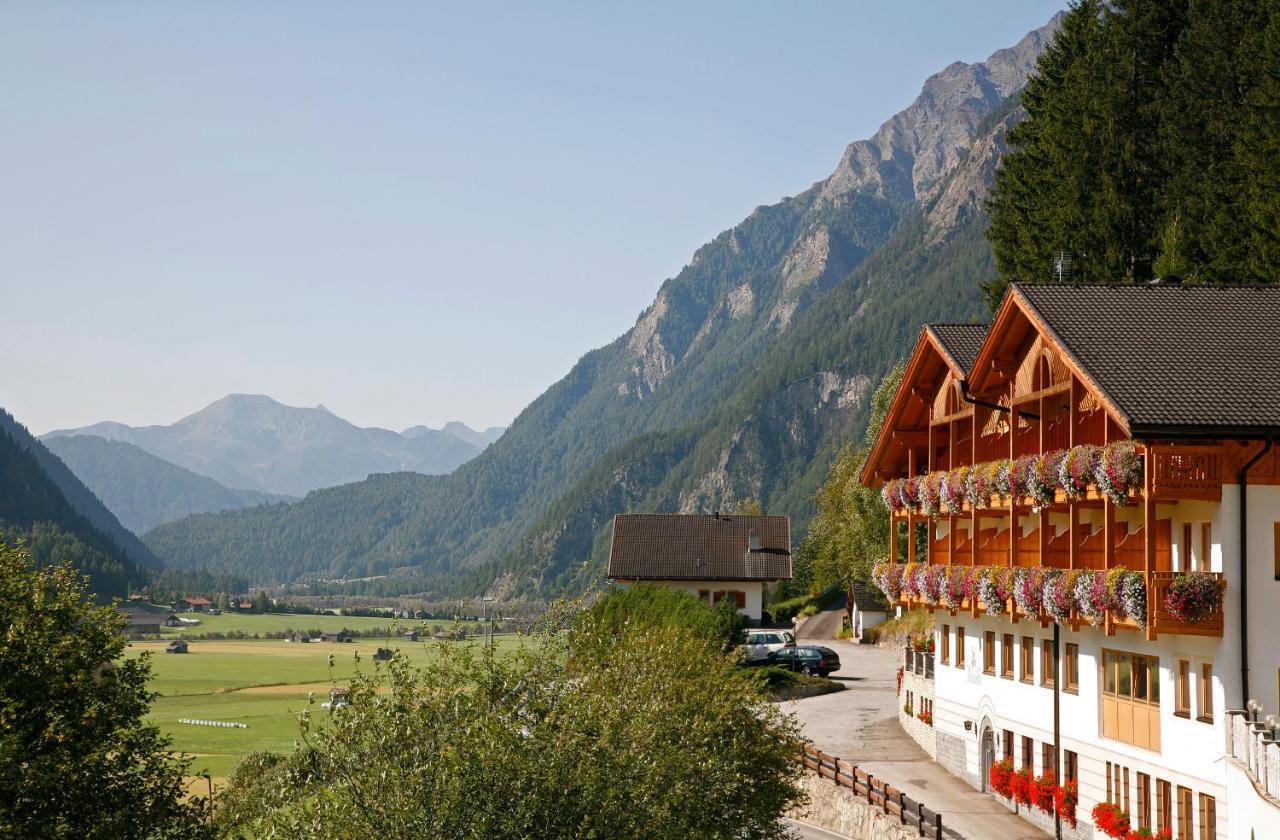 Hotel Kranebitt Val di Vizze Exterior photo